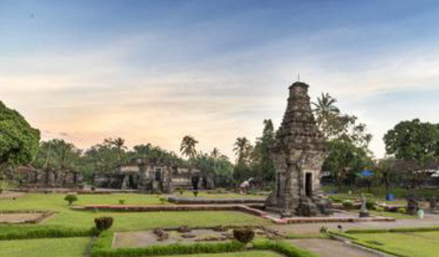 3 Kisah Bijak Pada Relief di Situs Petirtaan Candi Penataran, Blitar, Jatim