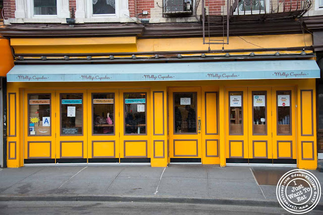 image of Molly's cupcakes in the West Village, NYC, New York