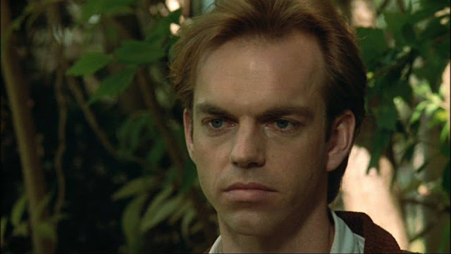 Hugo Weaving Profile pictures, Dp Images, Display pics collection for whatsapp, Facebook, Instagram, Pinterest, Hi5.