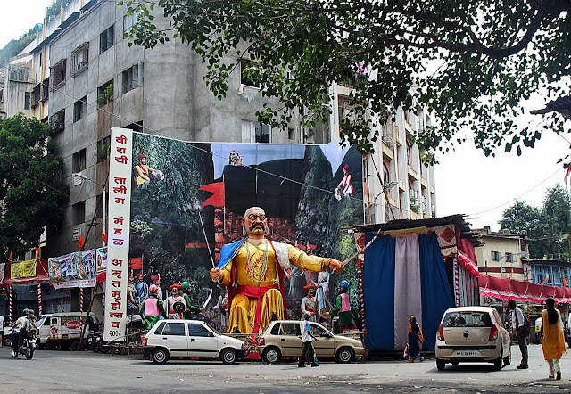 pandal showing the rakshas