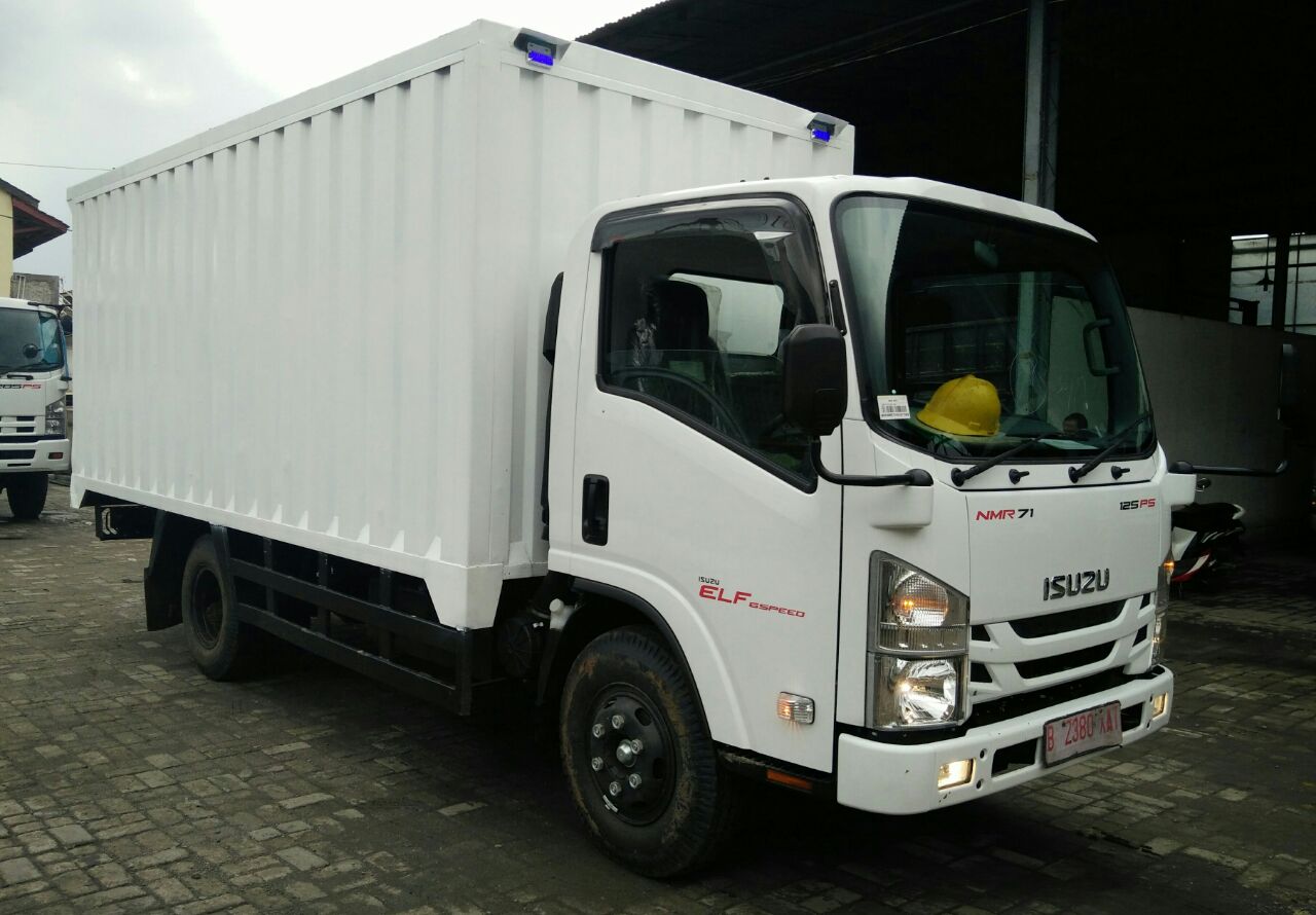  Foto  Mobil Truk  Isuzu Elf Modifikasi Mobil