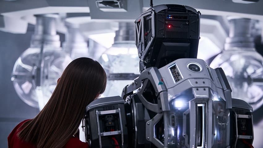 Дитя робота, Фантастика, Рецензия, Обзор, 2019, I Am Mother, SciFi, Review, Netflix