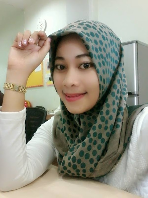 Irma patiola Wanita  Single 25 Tahun Cari  Teman  Baru 