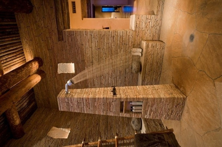 Rustic Bathroom Design Idea