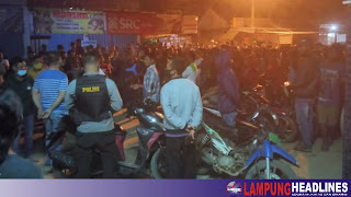 Warga Dua Kecamatan di Pringsewu Demo & Hadang Truck Fuso