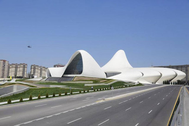 trung tâm văn hóa Heydar Aliyev ở Baku