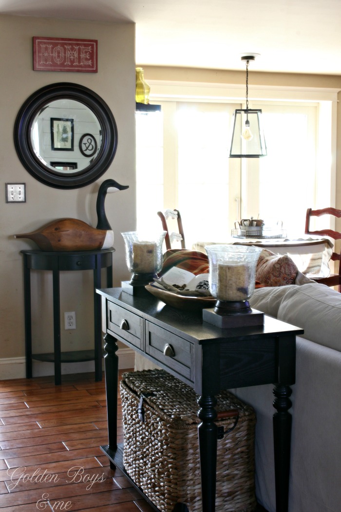 Decor ideas for a warm and cozy winter family and living room - www.goldenboysandme.com