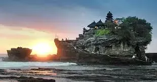 Keunggulan Pura Tanah Lot