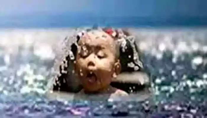 The child drowned while taking a bath in Roumari রৌমারীতে গোসল করতে গিয়ে পানিতে ডুবে শিশুর মৃত্যু