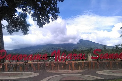 Panorama Ngarai Sianok Bukittinggi Sumatera Barat