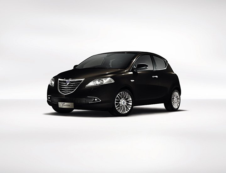 nuova lancia y. LA NUOVA LANCIA YPSILON