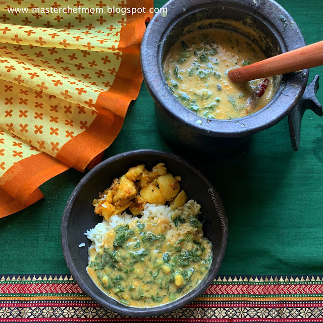 Spinach Kootu Recipe | South Indian Style Spinach Dal Recipe