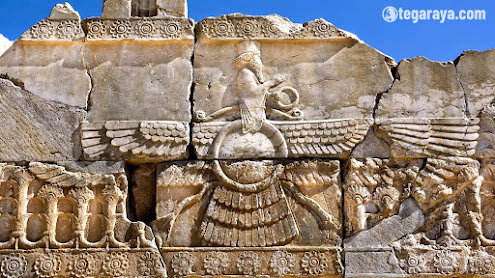 Relief Kuno terkenal di Dunia di kawasan Persepolis of Apadana Palace di Irak