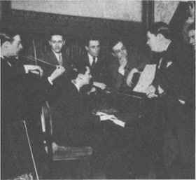 Anibal Troilo con sexteto Anibal Vardaro en 1933