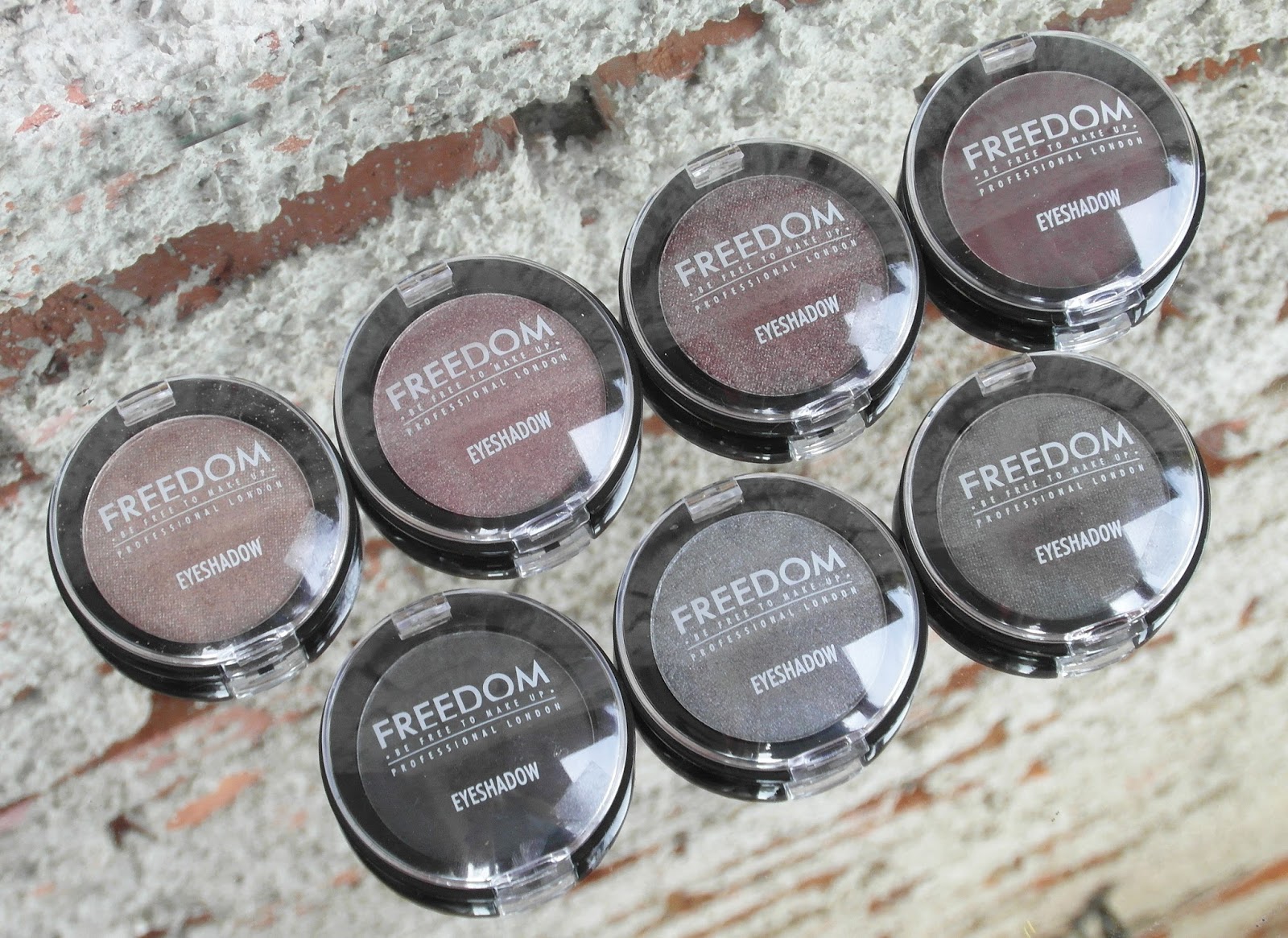 FREEDOM mono eyeshadows review!