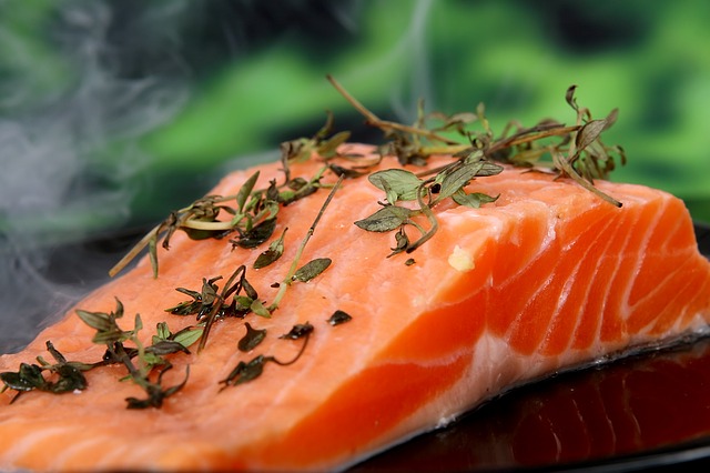 Salmon: Eat Lean Meats to Boost Fat Loss On Low Carb