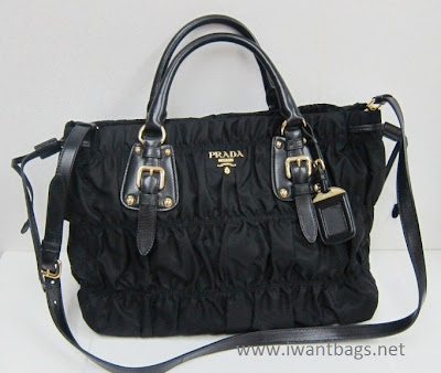 Prada Gauffre Nylon Tote BN1788 â€“ Black