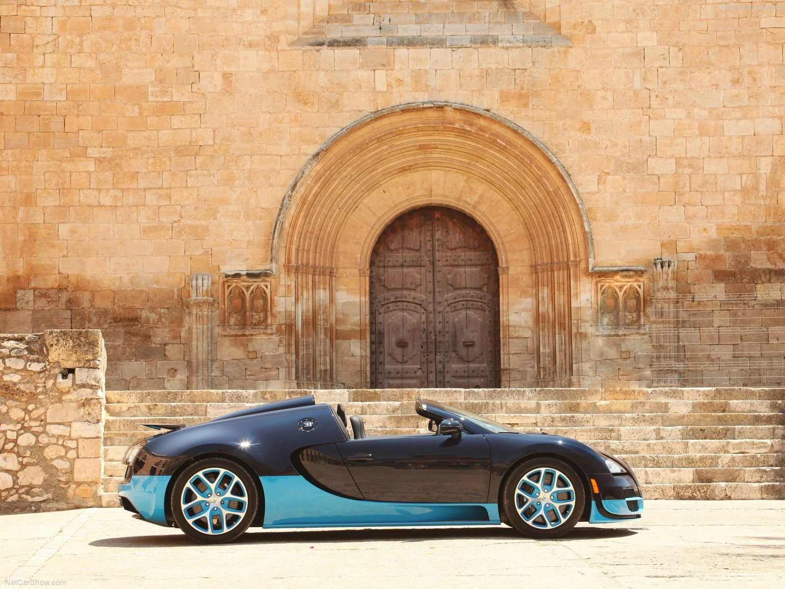 Hình ảnh siêu xe Bugatti Veyron Grand Sport Vitesse 2012 & nội ngoại thất