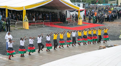 images pope francis visits kenya