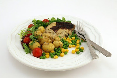 What can you eat in the evening on a low-carbohydrate diet ? ( The low carbohydrate supper )