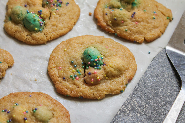 Food Lust People Love: Never mind that Easter bunny left too many sweets. This recipe will turn that excess into buttery Easter Candy Cookies your whole family will love. For these cookies I used a mix of the peanut butter filled M&M eggs and the caramel filled M&Ms, which looked like eggs as well, though the packaging didn’t say that. It was an excellent combo!