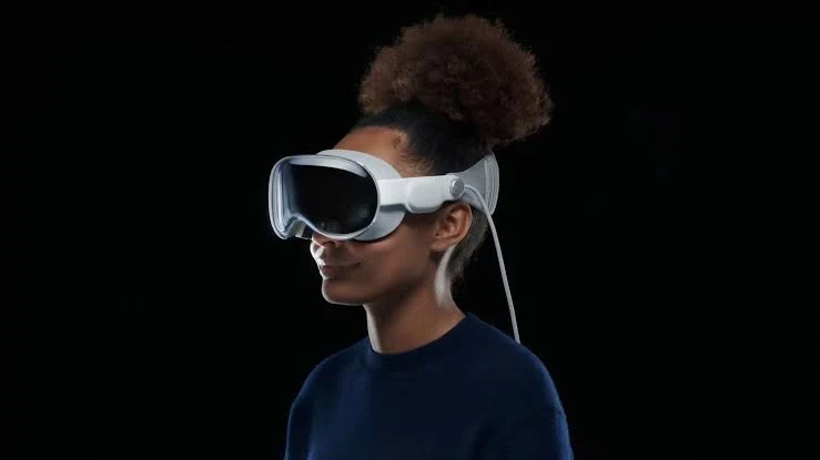 Apple's Vision Pro AR Headset