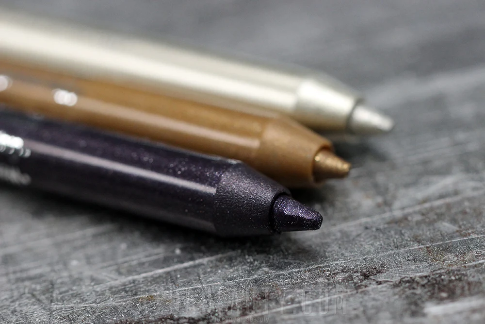 Catrice • Liquid Metal Gel Eye Pencil