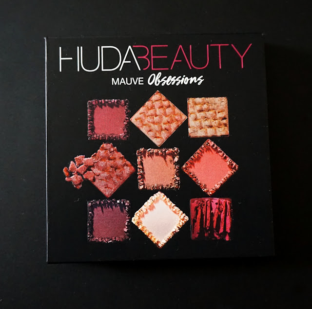 Revue Mauve Obsessions Palette Huda Beauty 