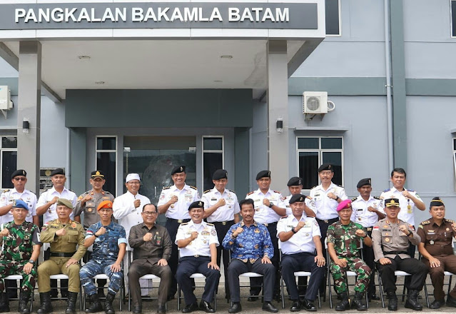 Kini Kepala Pangkalan Bakamla Batam Dijabat  Letkol Laut (P) I Nyoman Amenthia W