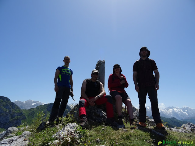 Grupo en la cima de Cabeza Vigueras