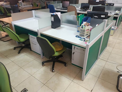 Meja Sekat Kantor 4 Orang Dan Meja Sekat Kantor 6 Orang + Furniture Semarang