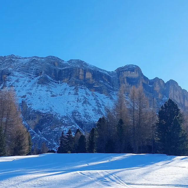 santuario santa croce prati di armentare alta badia inverno neve ciaspole