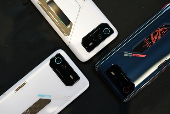 Ponsel Gaming Asus ROG Phone 6 Series Resmi Diluncurkan di Indonesia