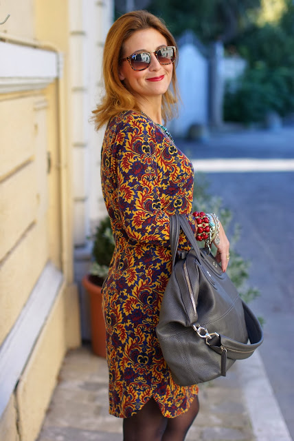 baroque print dress, occhiali da sole tartarugati, firmoo sunglasses, Givenchy Nightingale bag, Fashion and Cookies, fashion blogger