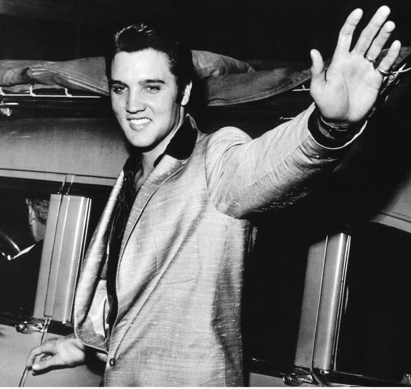 presley,elvis presley,elvis presley fat,young elvis presley,elvis presley and priscilla presley,elvis presley dead body,elvis presley singing,elvis costello,fat elvis