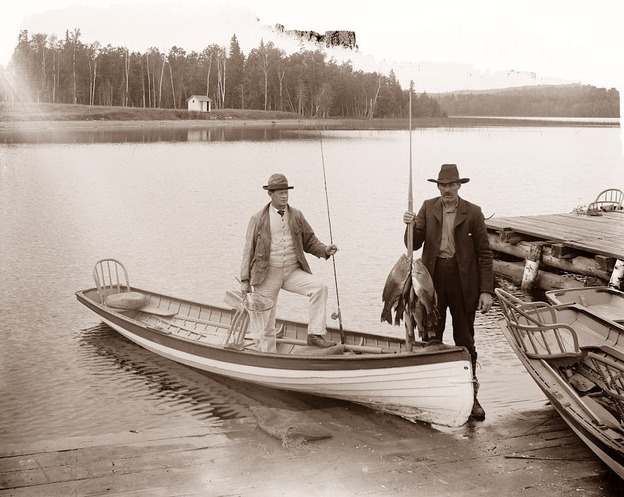 Old Picture of the Day: Fishing Canoe