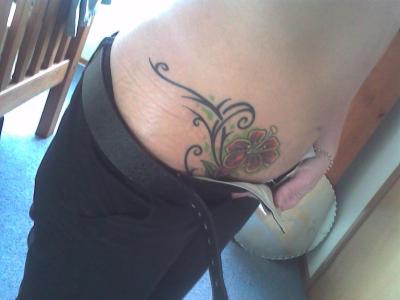 tattoos for girls on hip. small star tattoo on hip.