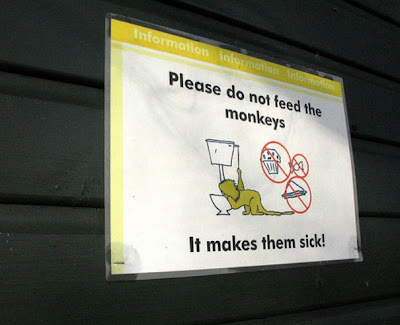 Funny Zoo signs pictures collection