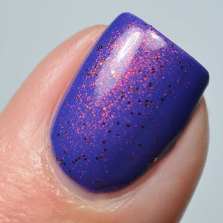 shimmer nail polish topper