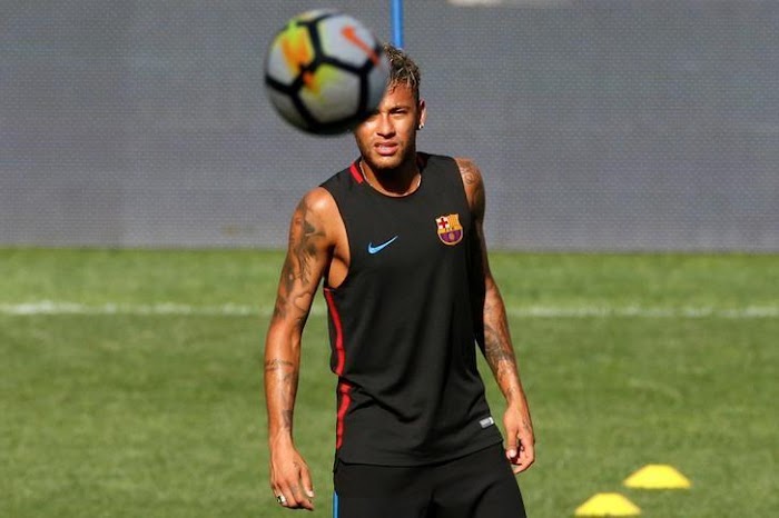 Neymar discute com companheiro e abandona treino do Barcelona; evento na China é cancelado