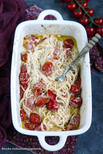 makaron, spaghetti, feta, pomidory, obiad, bernika, kulinarny pamietnik