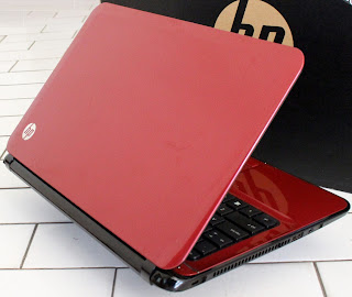 Laptop HP Sleekbook 14-boo9AU Merah