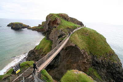 Carrick a Rede+Rope+Bridge Jembatan jembatan yang Paling Mengerikan di Dunia