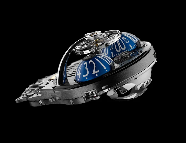 MB&F Horological Machine No.10 Bulldog in titanium