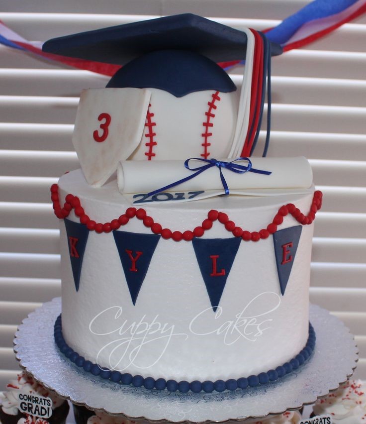 Baseball-Themed Graduation Party cake Ideas