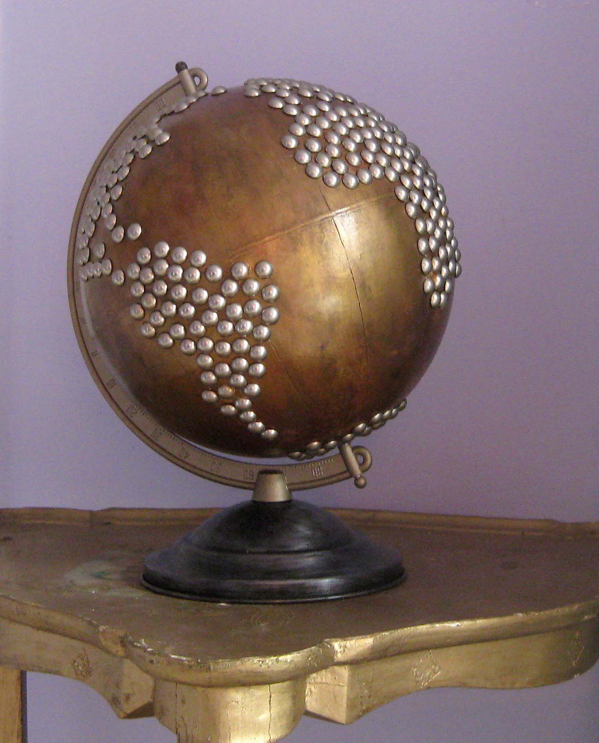 Global Recycling: Old Globes Upcycled