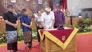  Rapat Paripurna DPRD Karangasem Tetapkan Rancangan KUPA dan Perubahan PPAS Semesta Berencana TA 2025