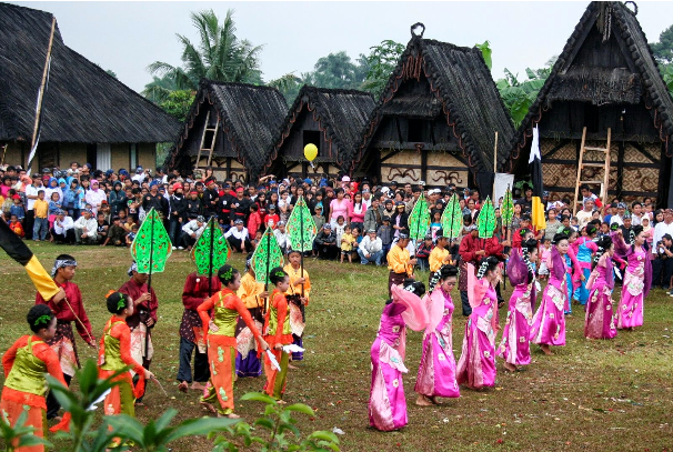 Kampung Budaya Sindangbarang Bogor