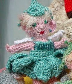 https://elzeblaadje.files.wordpress.com/2013/01/fantasyland-fairy-crochet-pattern_eng.pdf