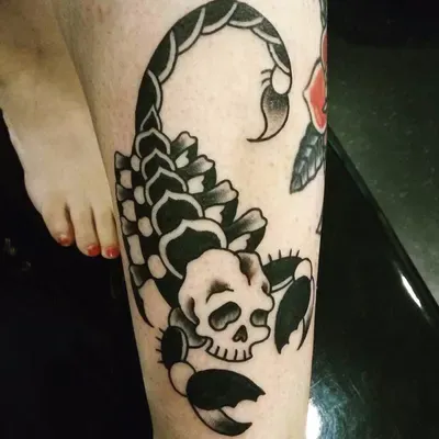 Imagen de tatuaje de escorpión